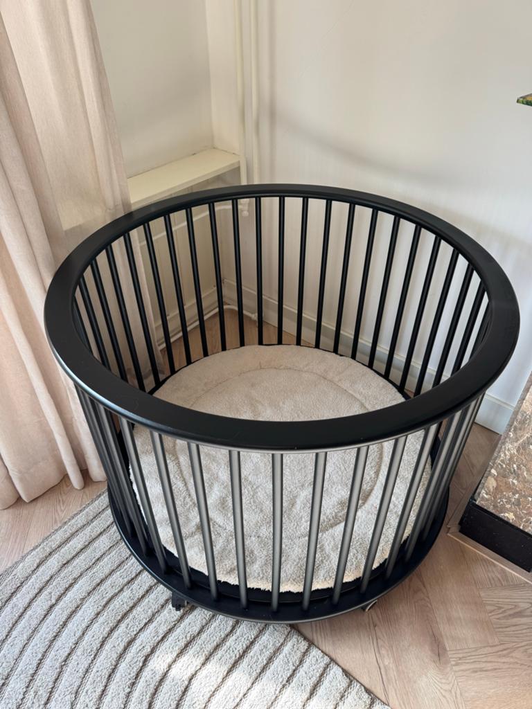 Zwarte ronde box Bopita met boxkleed Babys Only, Kinderen en Baby's, Boxen, Ophalen, Gebruikt, Rond, In hoogte verstelbaar
