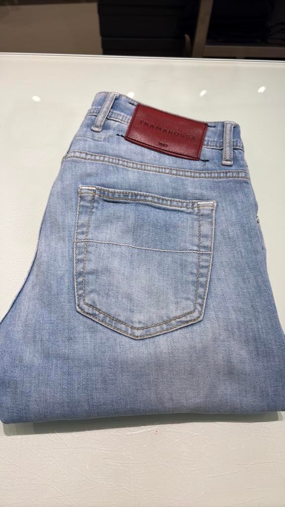 Tramarossa lichtblauwe stretch jeans maat 30, Kleding | Heren, Ophalen of Verzenden, Gedragen, Blauw, W32 (confectie 46) of kleiner