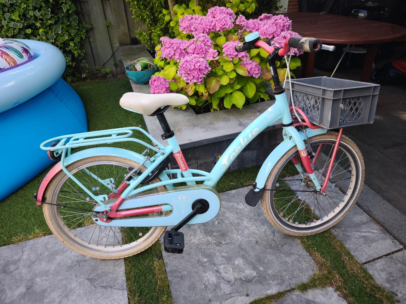 Loekie meisjesfiets 20 inch (4-8 jaar) met mandje, Ophalen