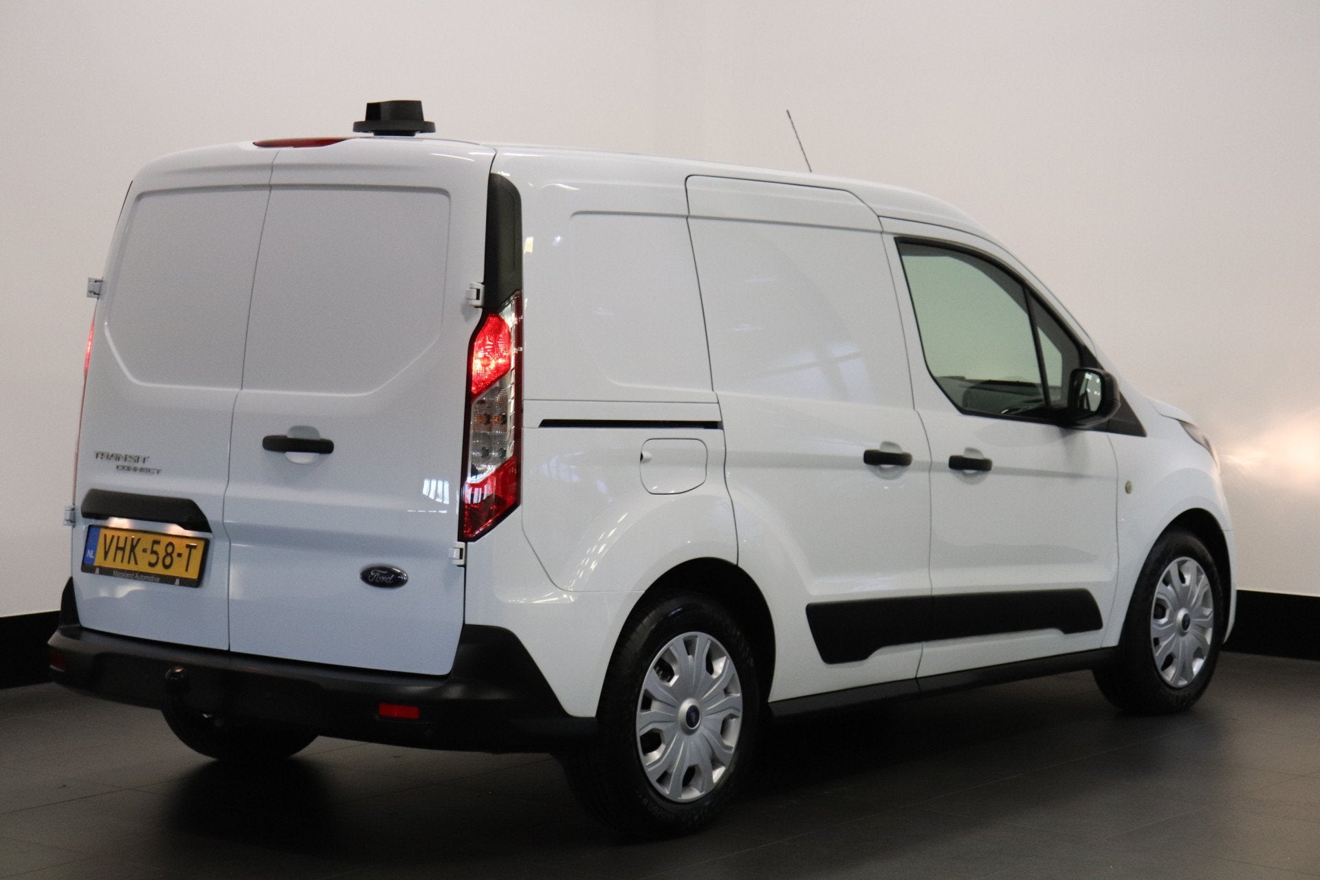 Ford Transit Connect 1.5 EcoBlue EURO 6 - Airco - Navi - Tre, Voorwielaandrijving, Stof, Gebruikt, 4 cilinders