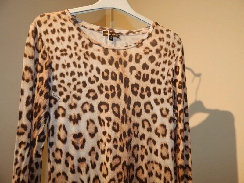 Roberto Cavalli jaguar print merk in de stof maat 168, Kinderen en Baby's, Zo goed als nieuw, Jurk of Rok, Cavalli, Verzenden