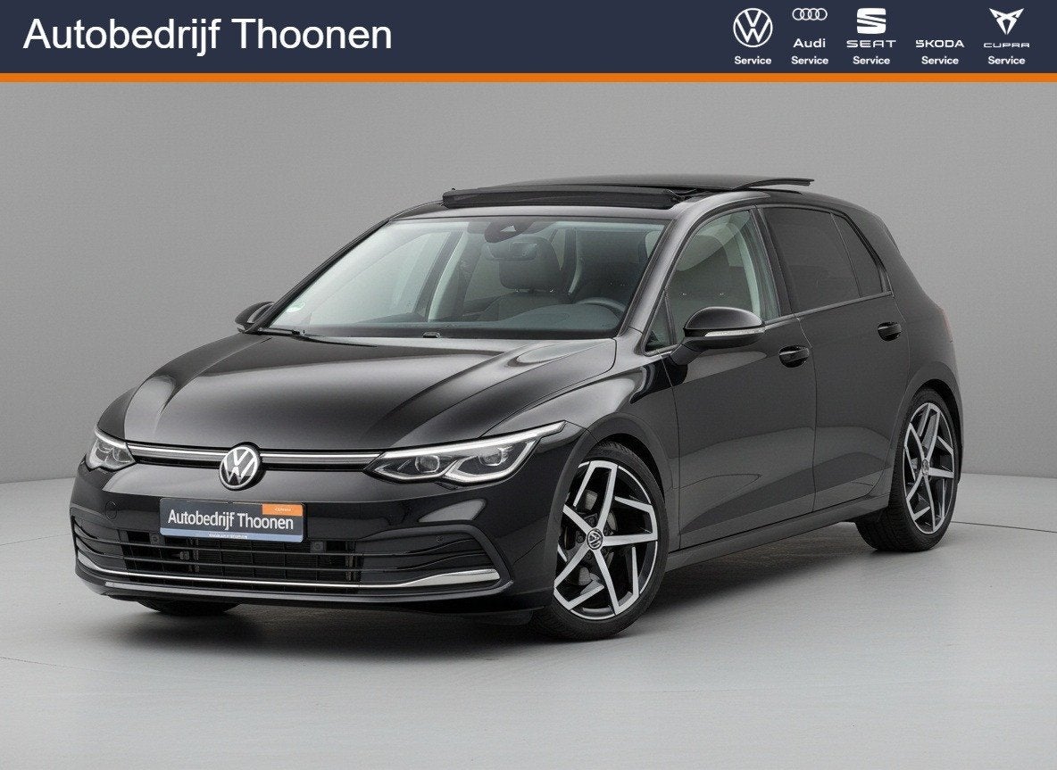Volkswagen Golf 1.5 eTSI Style 150 pk | pano | trekhaak | 18