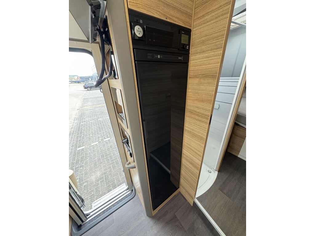 Foto 16 van Adria Sonic Plus I 700 DC - Dakairco!