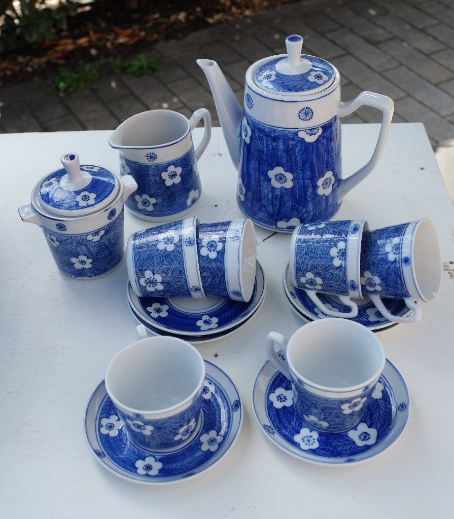 Vintage blauw-wit theeservies. Prunusbloesem., Antiek en Kunst, Ophalen