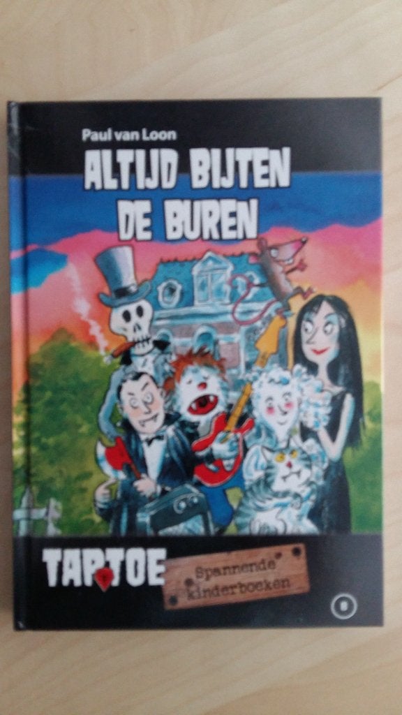 Boek: Paul van Loon – Altijd bijten de buren, Ophalen of Verzenden, Zo goed als nieuw