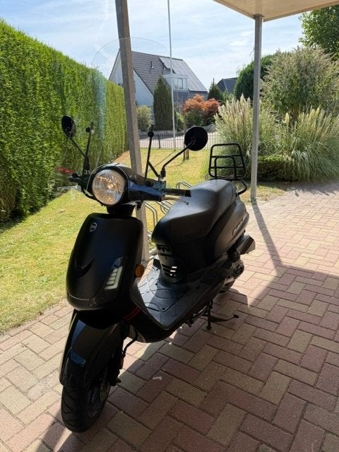 Sym Fiddle 2 in zeer goede staat , blauw kenteken, Gebruikt, Maximaal 45 km/u, Benzine, Fiddle