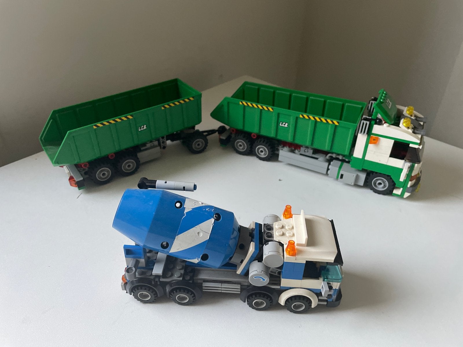 Lego City Cementmixer en Containertruck 7990 en 7998, Ophalen of Verzenden, Gebruikt, Overige merken