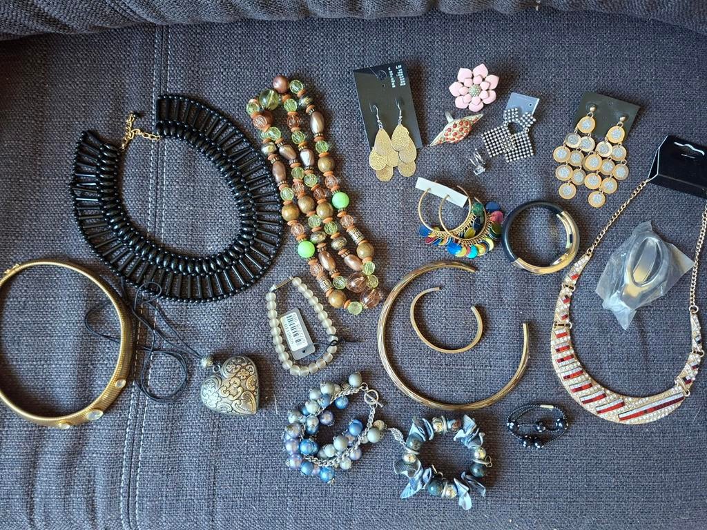 Partij sieraden, Ophalen of Verzenden, Overige kleuren, Overige materialen