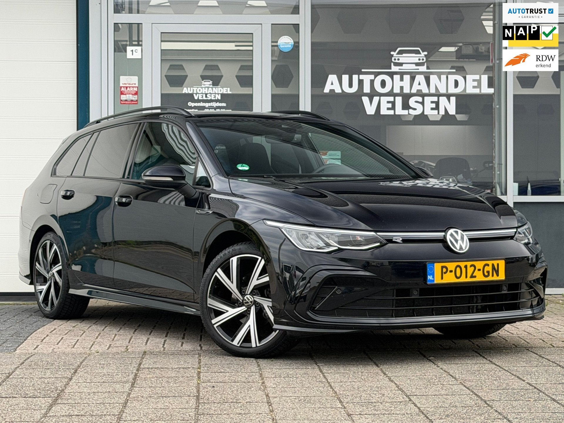 Volkswagen Golf Variant 1.5 eTSI R-Line Business+ Apple carp, Dealer onderhouden, 1325 kg, Euro 6, 150 pk