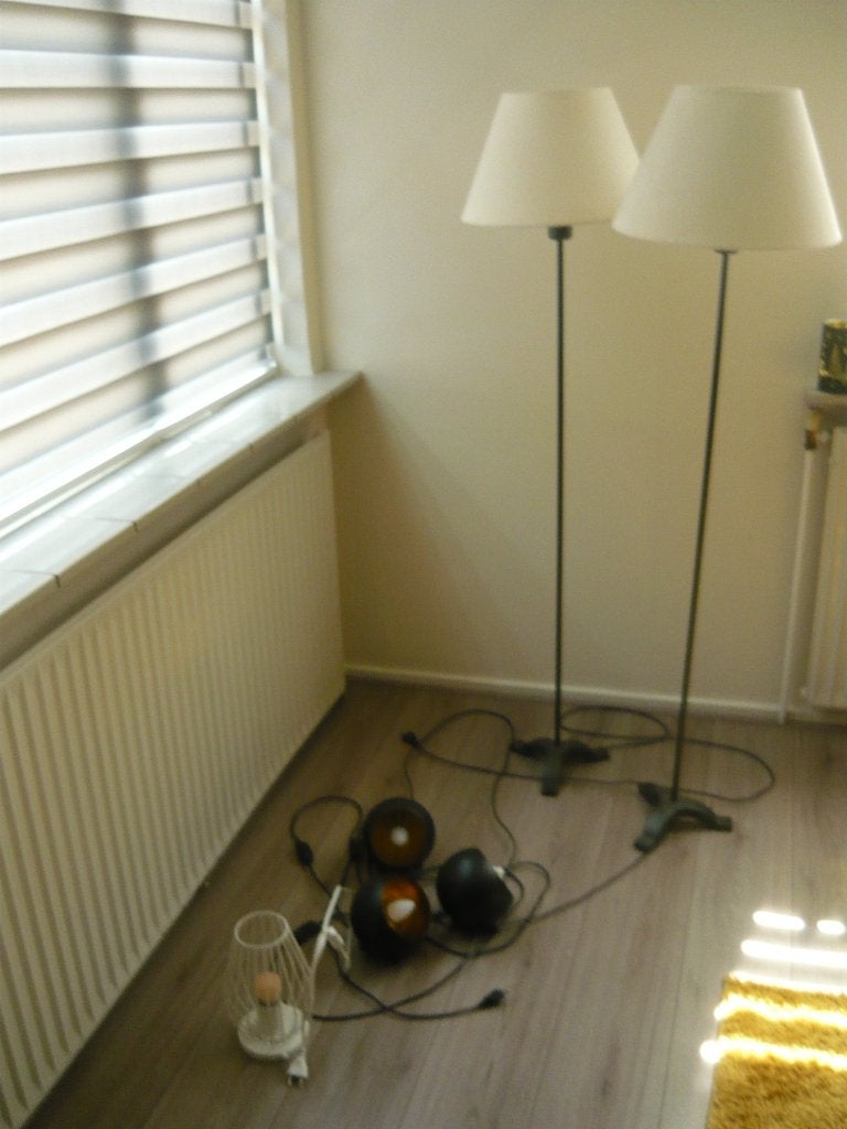 Lampen 2 vloerlampen en 4 vensterbanklampen, Ophalen, Gebruikt, Metaal