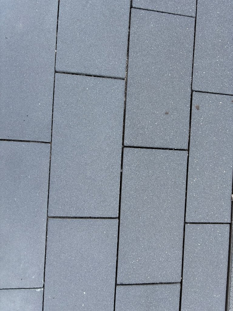 Betonnen tuin/ oprit tegels, Tuin en Terras, Ophalen, Zo goed als nieuw, Beton, Terrastegels