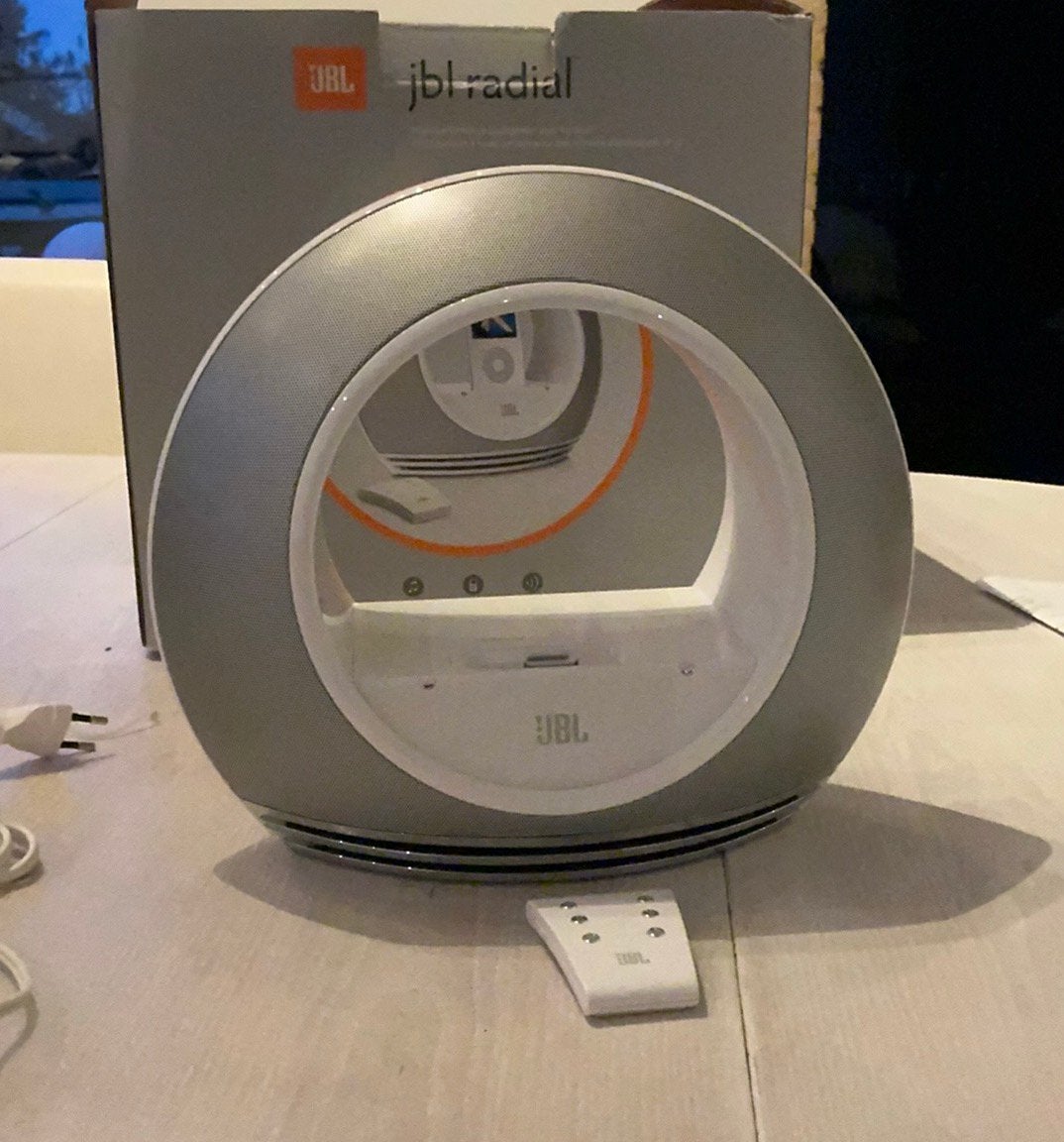 JBL Radial luidsprekerdocks, Ophalen of Verzenden, Zo goed als nieuw