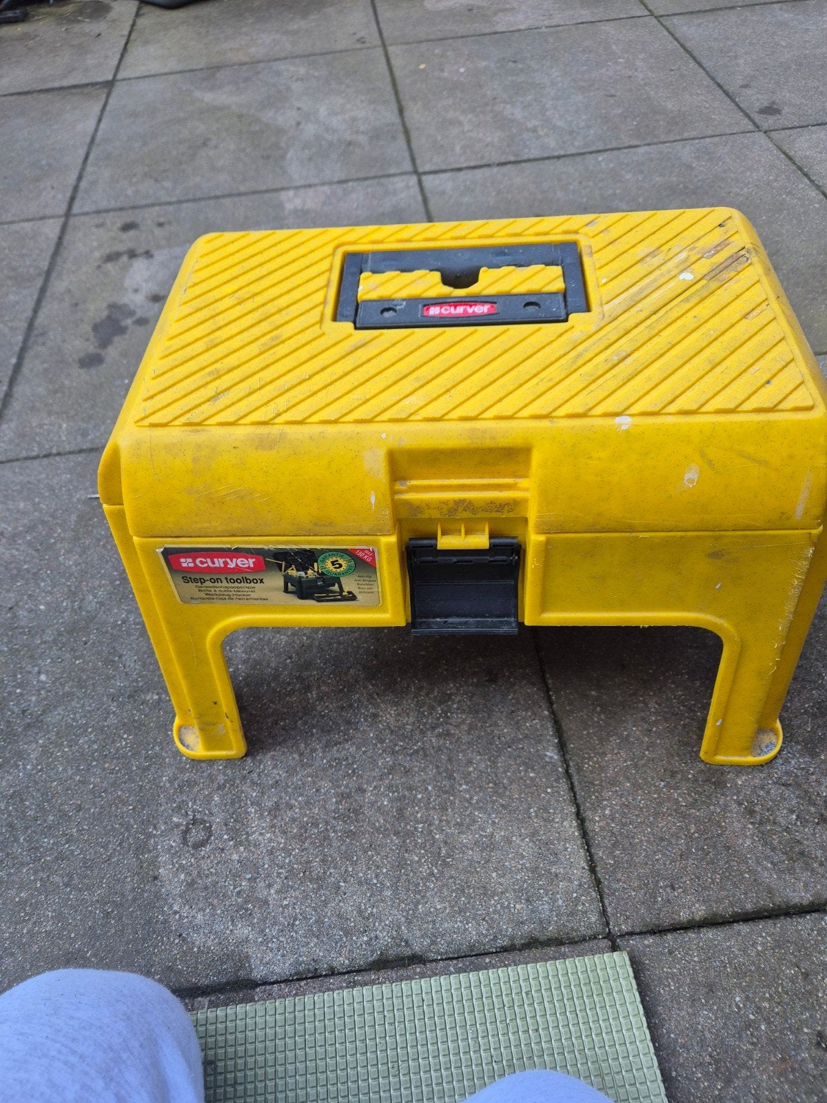 Curver Step-on Toolbox - Gele Gereedschapskist met Opstap, Ophalen of Verzenden, Gebruikt