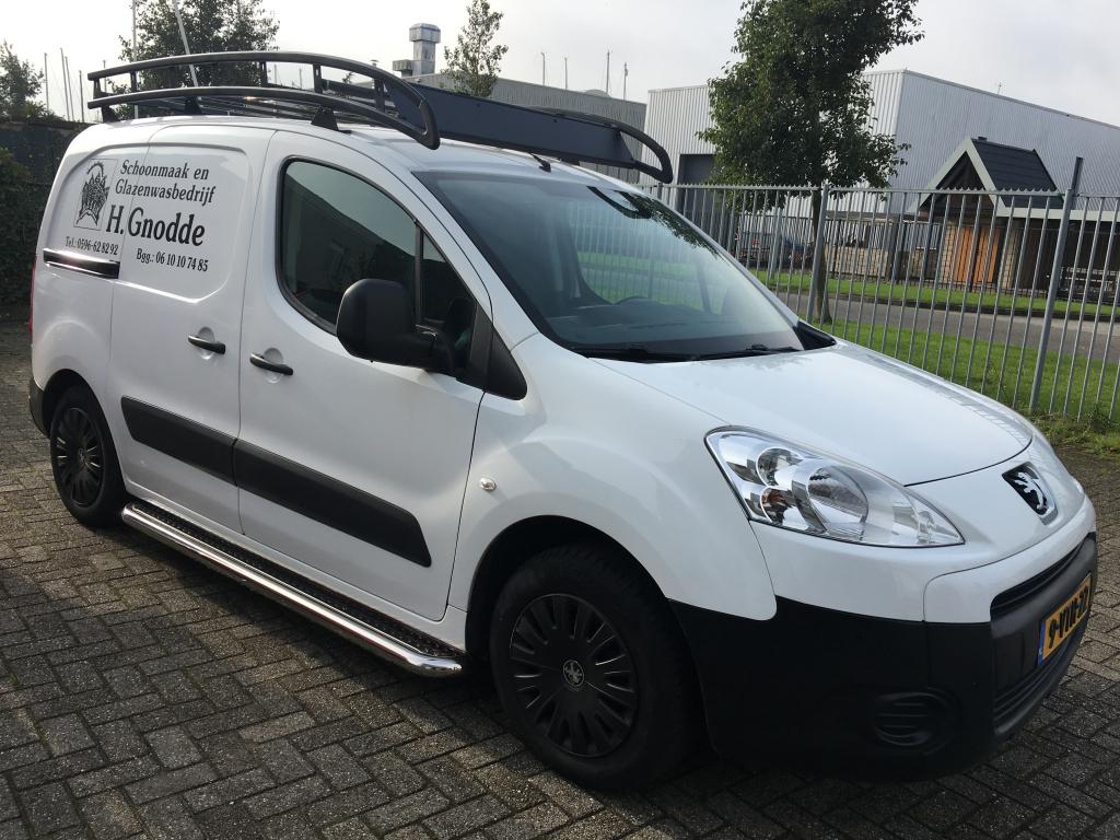 Peugeot Partner Sidebars met rvs trede, Ophalen, Niet ingevuld, Niet ingevuld, Niet ingevuld