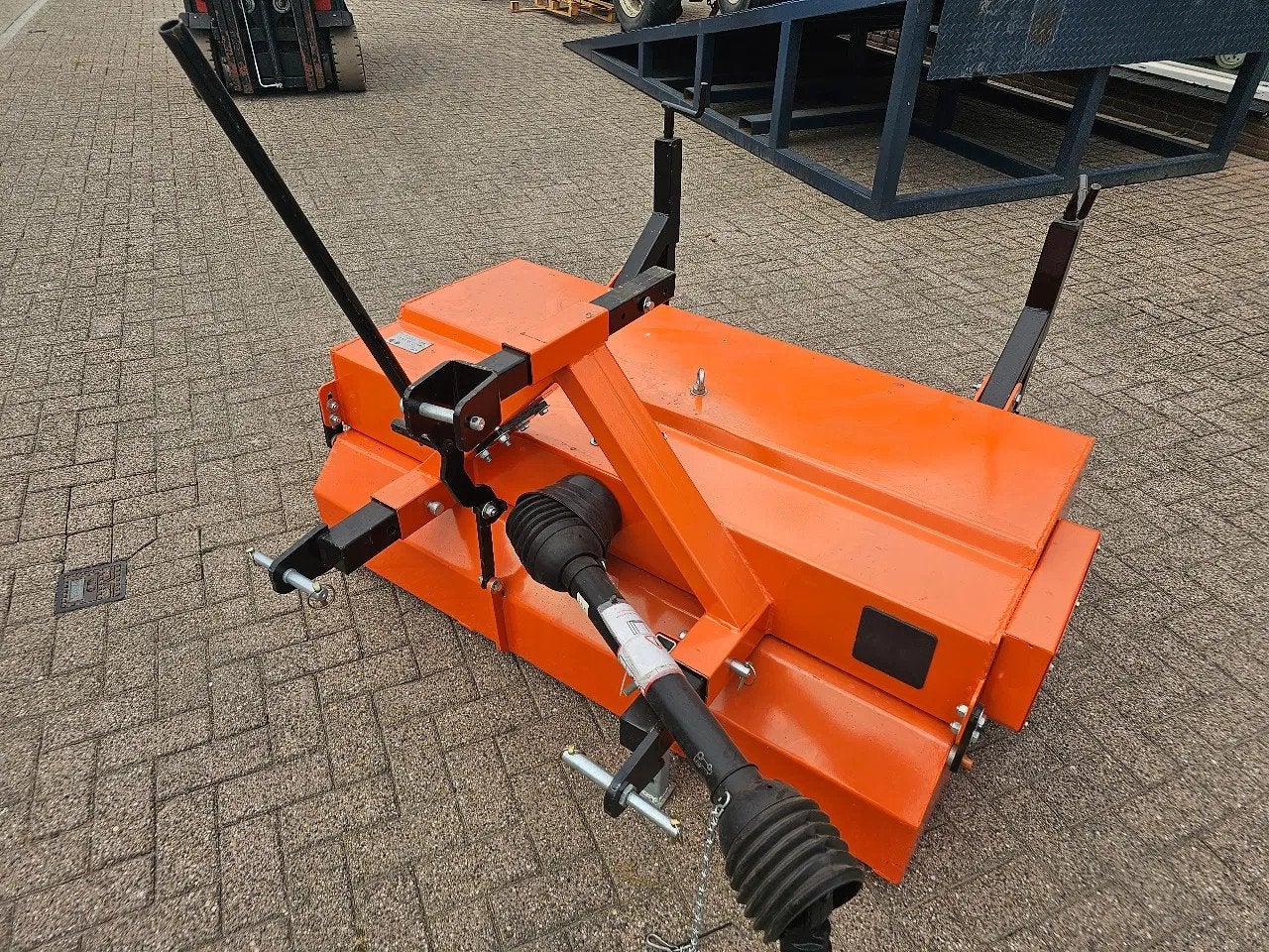Boxer Marge veegmachine minitractor 150 cm, Zakelijke goederen, Agrarisch | Werktuigen, Overige, Grondbewerking