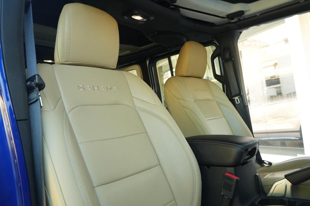 Jeep Wrangler Unlimited 2.0T Sahara I Hardtop I Automaat I, Auto's, Automaat, 4 cilinders, Blauw, Stoelverwarming