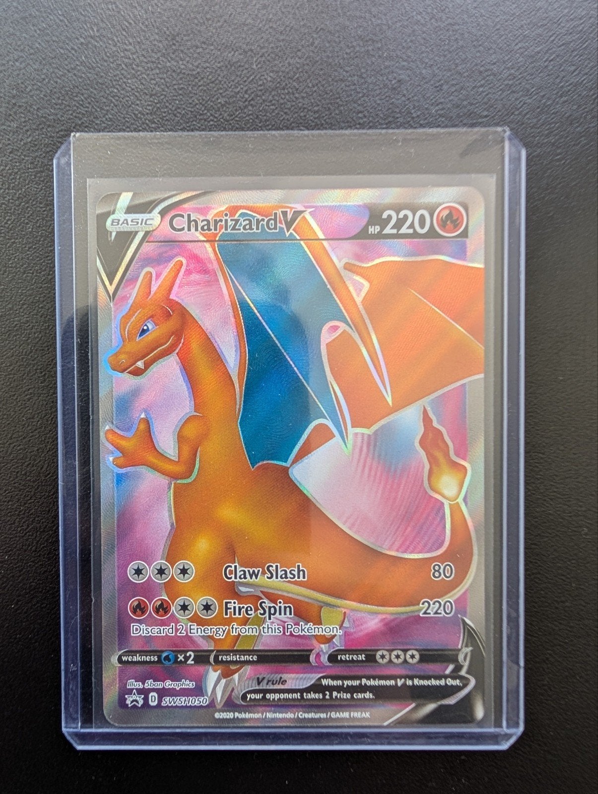 Charizard V SWSH050 Promo Pokémon Kaart, Ophalen of Verzenden, Zo goed als nieuw, Losse kaart, Foil