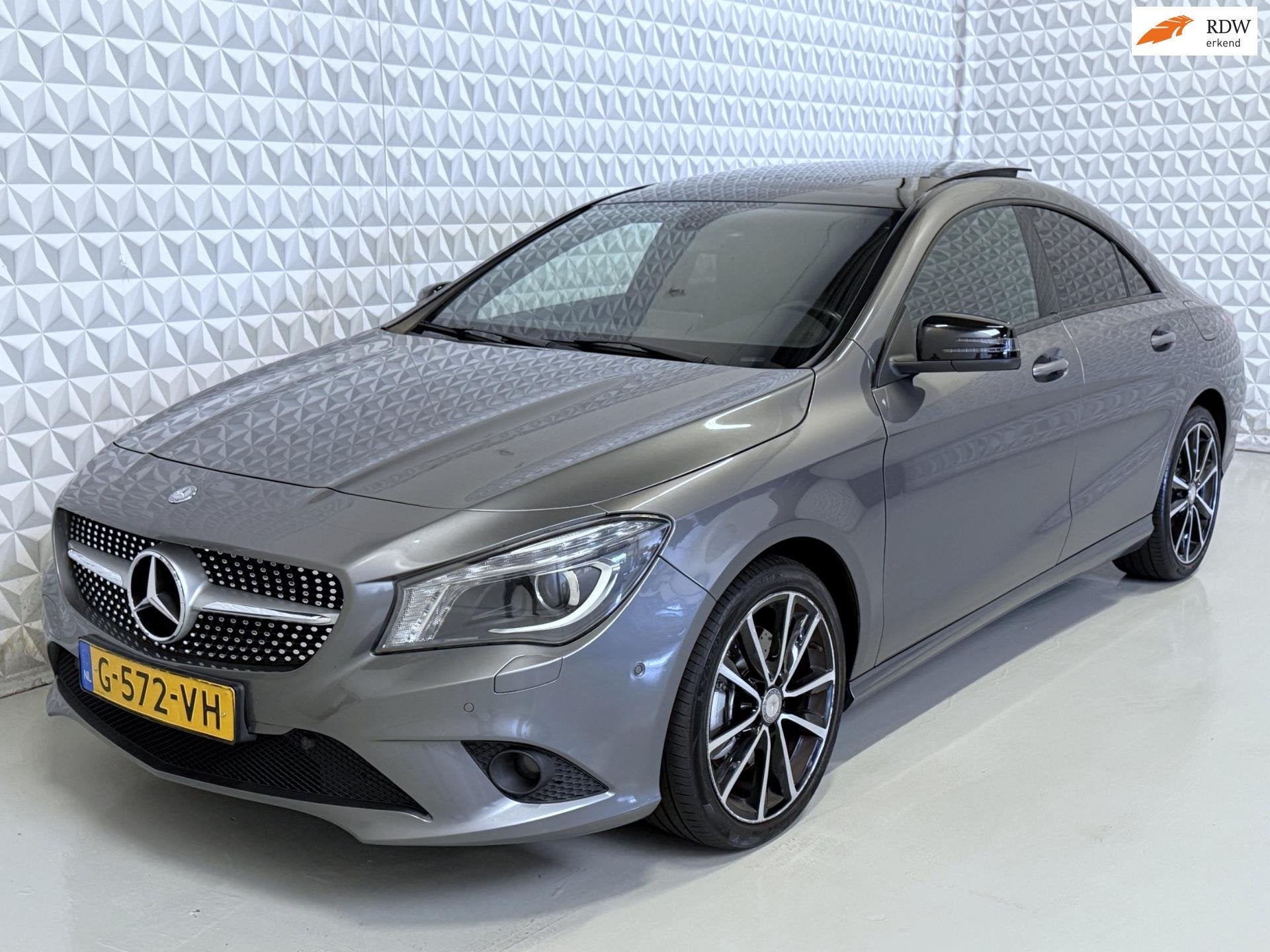 Mercedes-Benz CLA-klasse 250 Edition / PANORAMADAK (2013), CLA, 1380 kg, Gebruikt, Euro 6