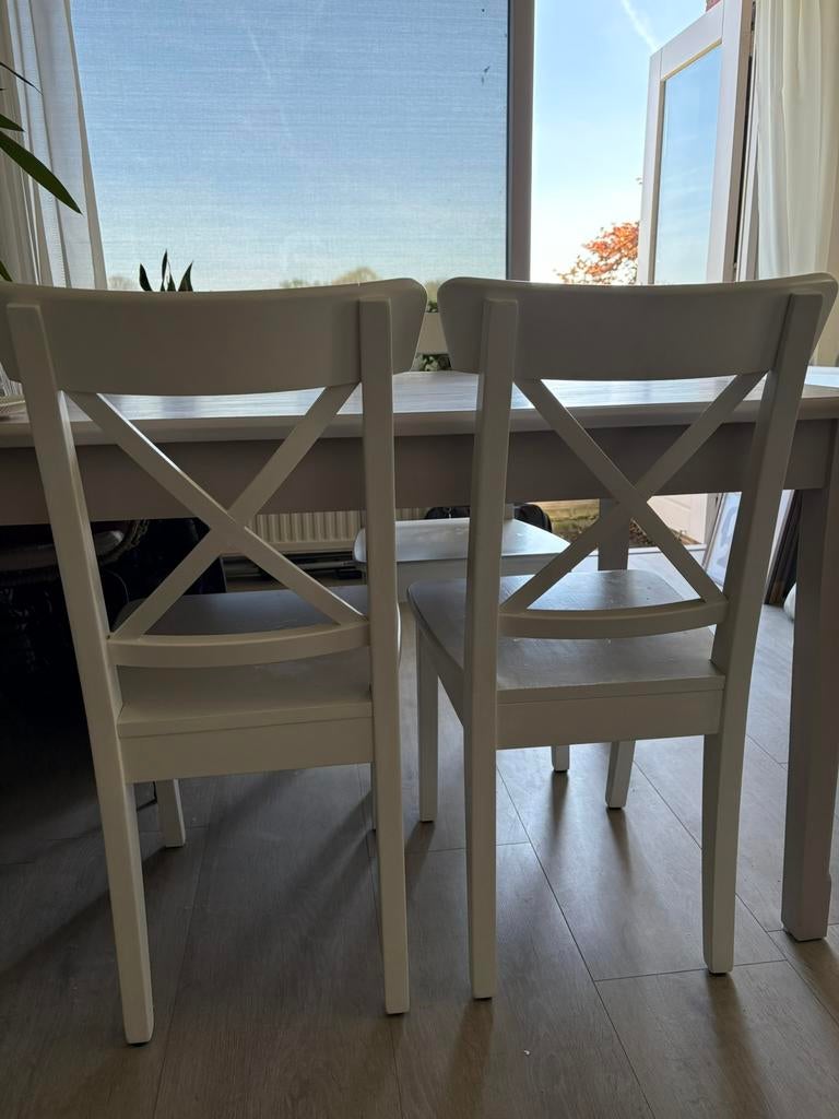 6 houten witte stoelen Ikea, Huis en Inrichting, Complete eetkamers, Ophalen, Gebruikt, 4 tot 6 stoelen
