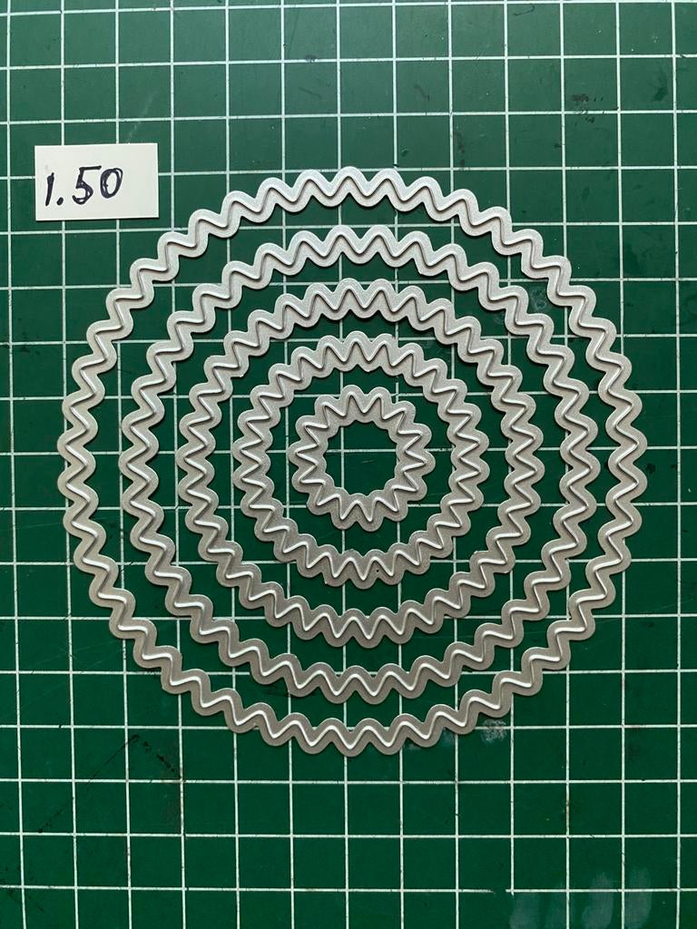 5-delige circel-stansmal, Hobby en Vrije tijd, Scrapbooking, Ophalen of Verzenden, Zo goed als nieuw, Frame of Mal