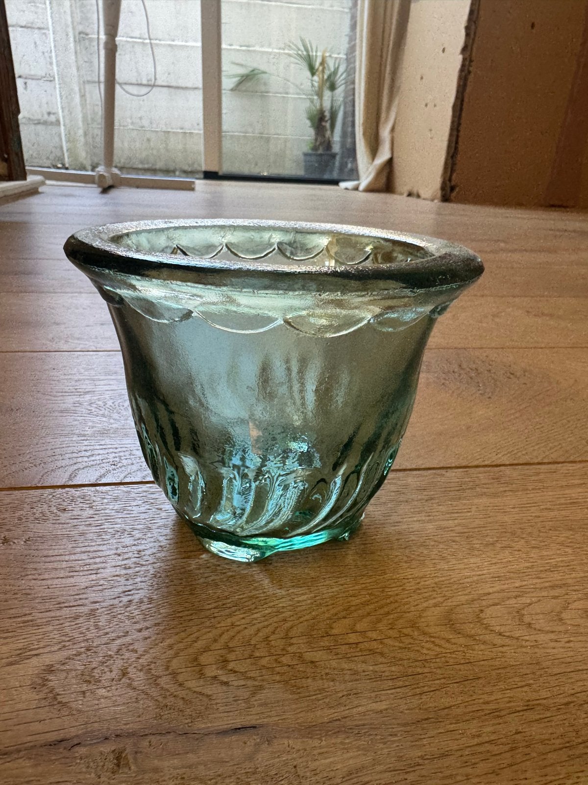 Decoratieve glazen pot/vaas - Groen getint glas, Ophalen of Verzenden