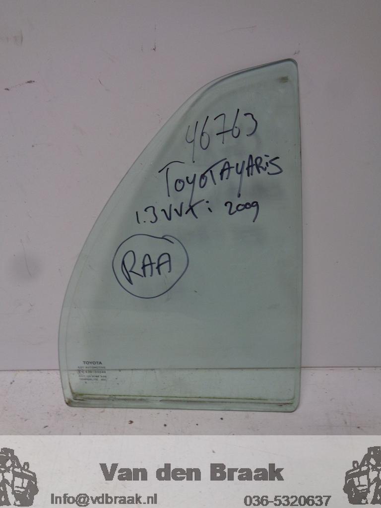 Toyota Yaris 5 drs 2005-2011 Scheerruit rechts achter, Gebruikt, -, Ophalen of Verzenden, Toyota