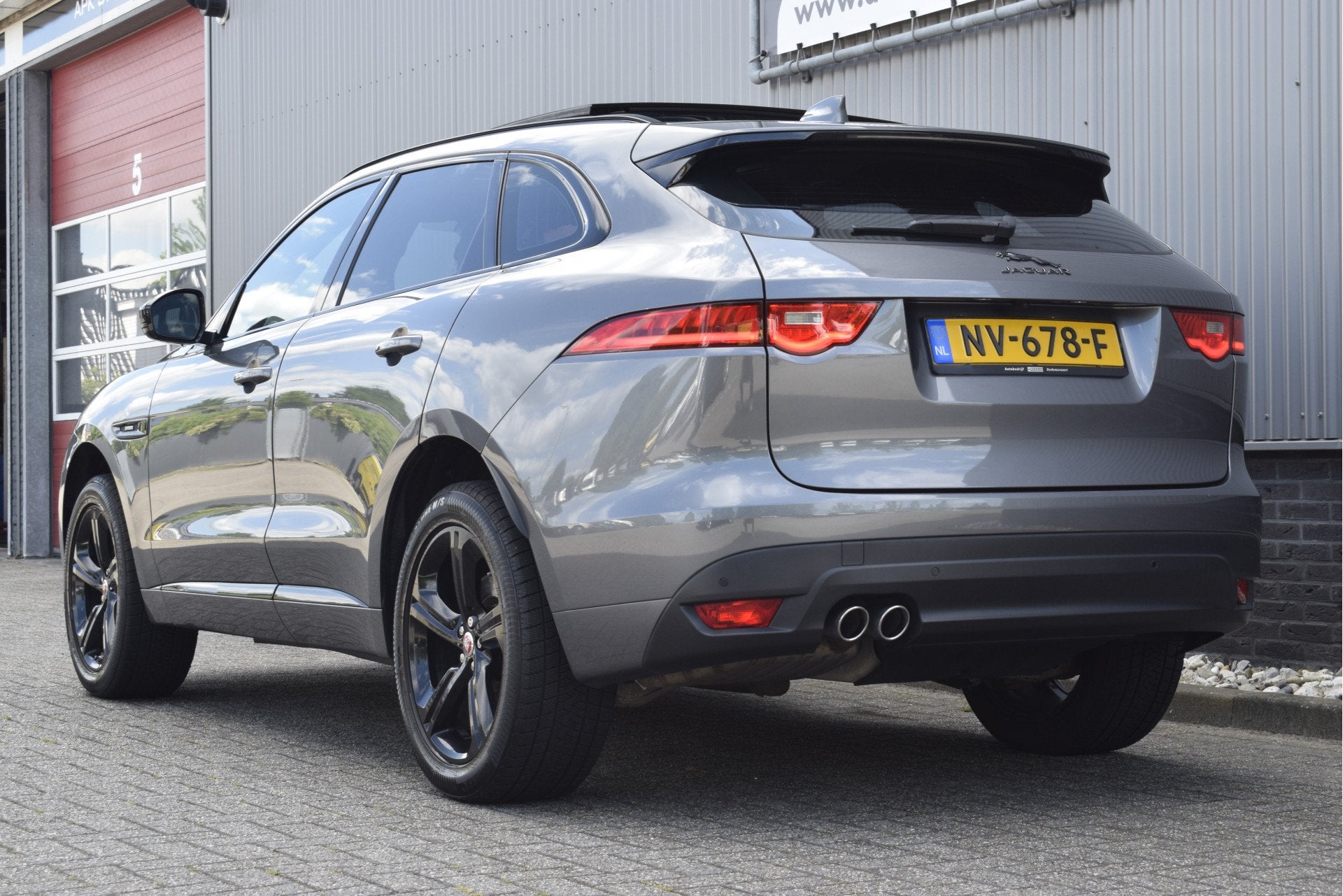 Jaguar F-Pace 2.0 R-Sport AWD 20d Panorama, Meridian, Adapti, Auto's, Jaguar, Automaat, Automatische klimaatregeling, Gebruikt