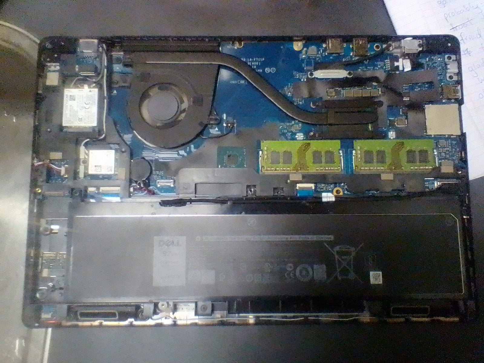 Dell Latitude 5591 i7 8e generatie - Voor onderdelen/reparat, Computers en Software, Windows Laptops, 2 tot 3 Ghz, 15 inch, Geen