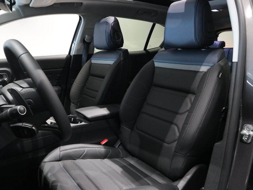 Citroen C5 Aircross PHEV 225 Business Plus - TREKHAAK - ELEK, Auto's, Citroën, 12 maanden, 14 kWh, Gebruikt, 4 cilinders