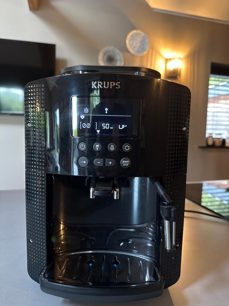 Krups Volautomatische Koffiemachine - Koffiebonen Apparaat, Afneembaar waterreservoir, Gebruikt, Koffiemachine, Koffiebonen