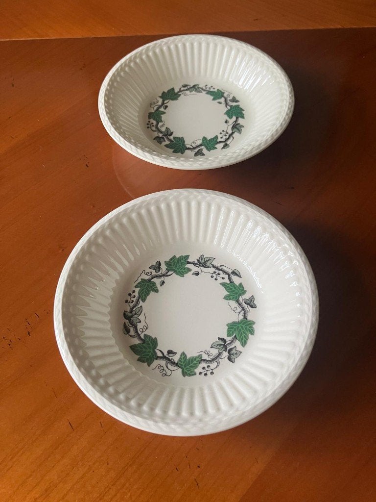 SET 2x Wedgwood Edme Stratford compote schaaltjes, Huis en Inrichting, Keuken | Servies, Ophalen of Verzenden, Overige stijlen