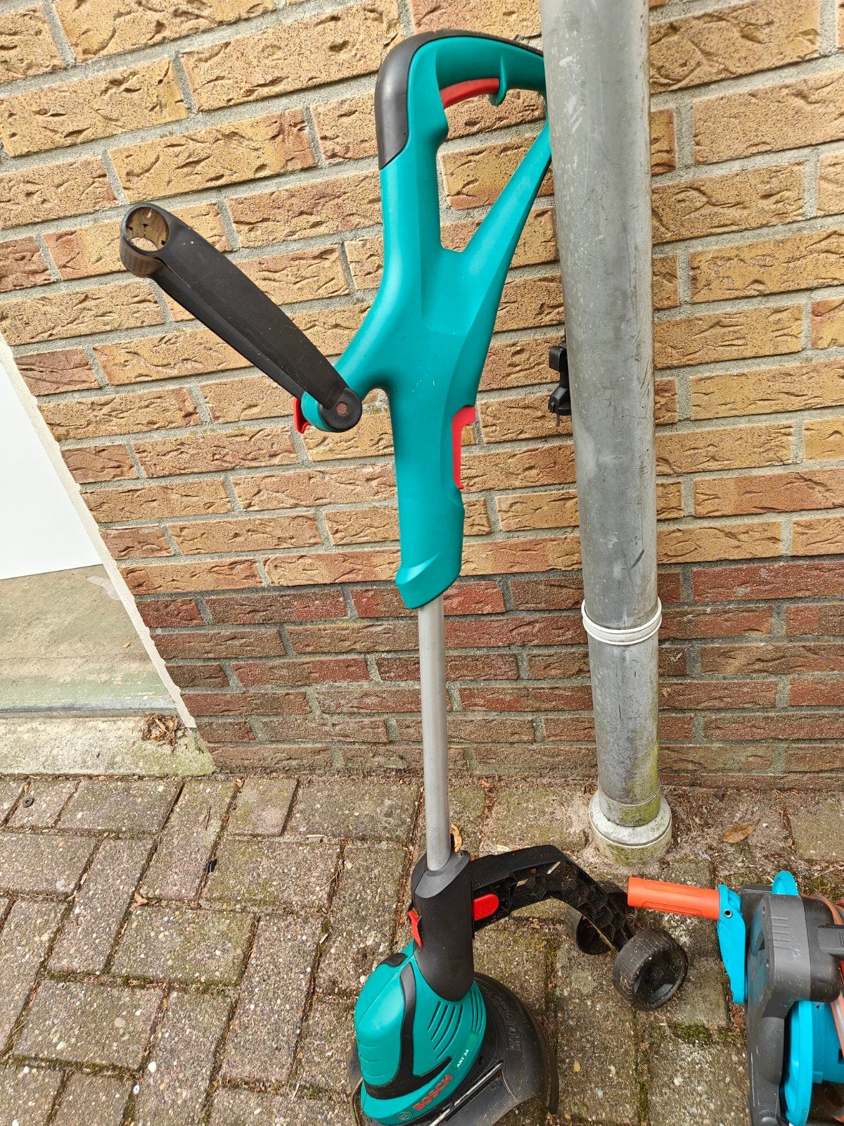 Bosch Art 24 grastrimmer, Gebruikt, M, Ophalen of Verzenden, M