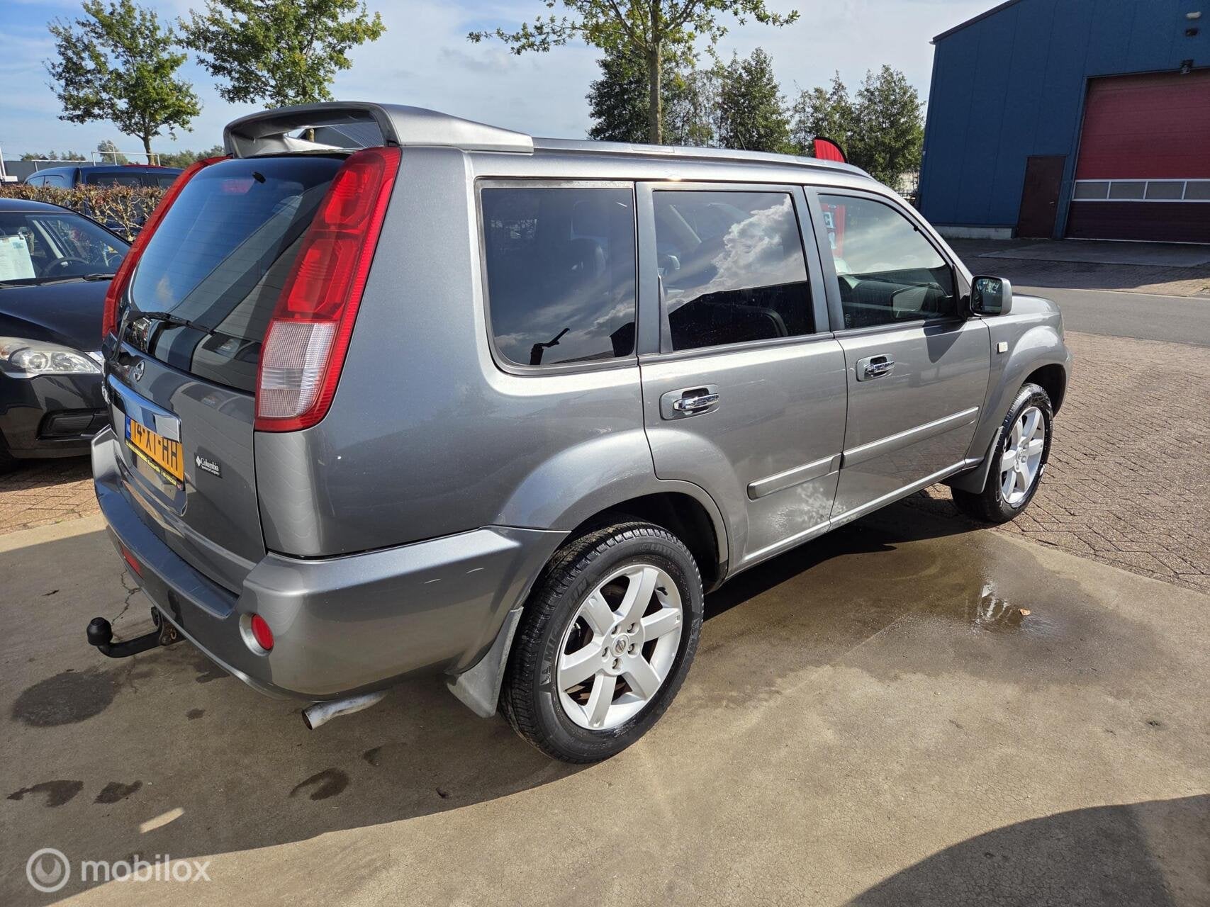 NISSAN X-TRAIL 2.5 165 ch BVA COLOMBIANA PREMIUM 4x4 - ATTELAGE - CUIR - GPS - PANO - 159990 KM