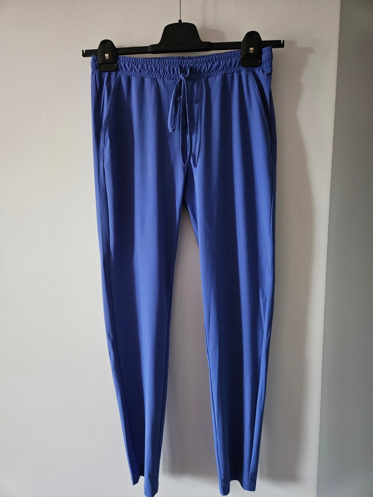 Comfortabele kobakt blauwe broek met trekkoord. Travel stof., Blauw, Ophalen of Verzenden, Zo goed als nieuw, NED