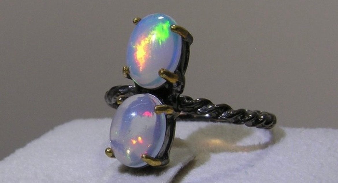 Fire Opaal Ring Sterling Zilver 925 Goud/Zwart Rhodium, Overige kleuren, Nieuw, Ophalen of Verzenden, 17 tot 18