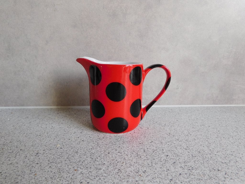 Melkkan Polkadot Rood Zwart Giordano di Ponzano, Huis en Inrichting, Keuken | Servies, Overige merken, Overige typen, Ophalen of Verzenden