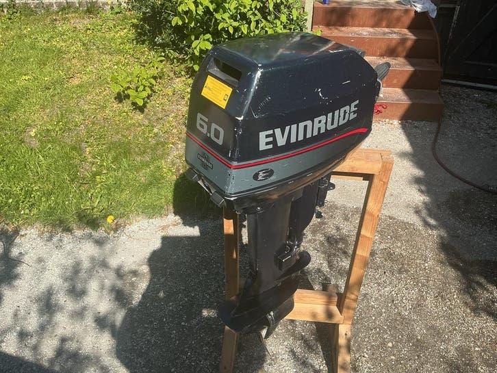 Evinrude 6 pk  buitenboordmotor met brandstoftank, Ophalen, Gebruikt, Minder dan 5 pk, Elektrische start