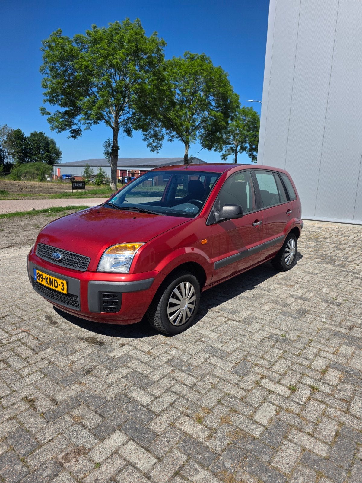 Ford Fusion 1.4 16V 2010 Rood, Auto's, Voorwielaandrijving, 15 km/l, 49 €/maand, Origineel Nederlands