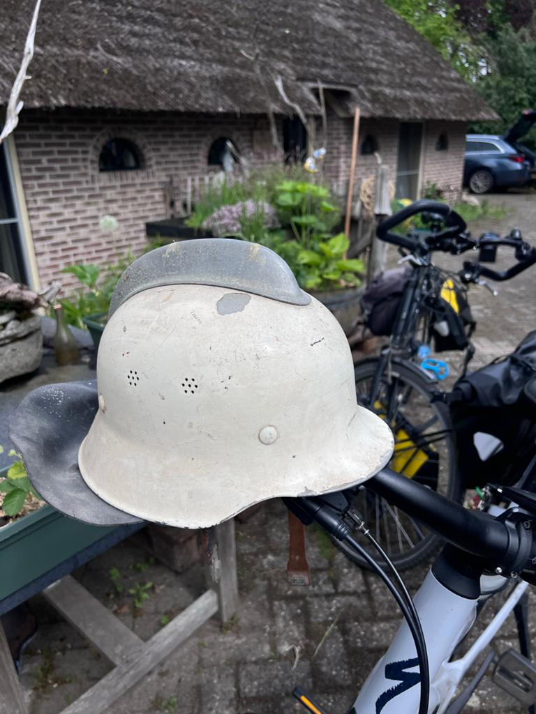 Vintage brandweerhelm met binnenwerk, Ophalen of Verzenden, Gebruikt