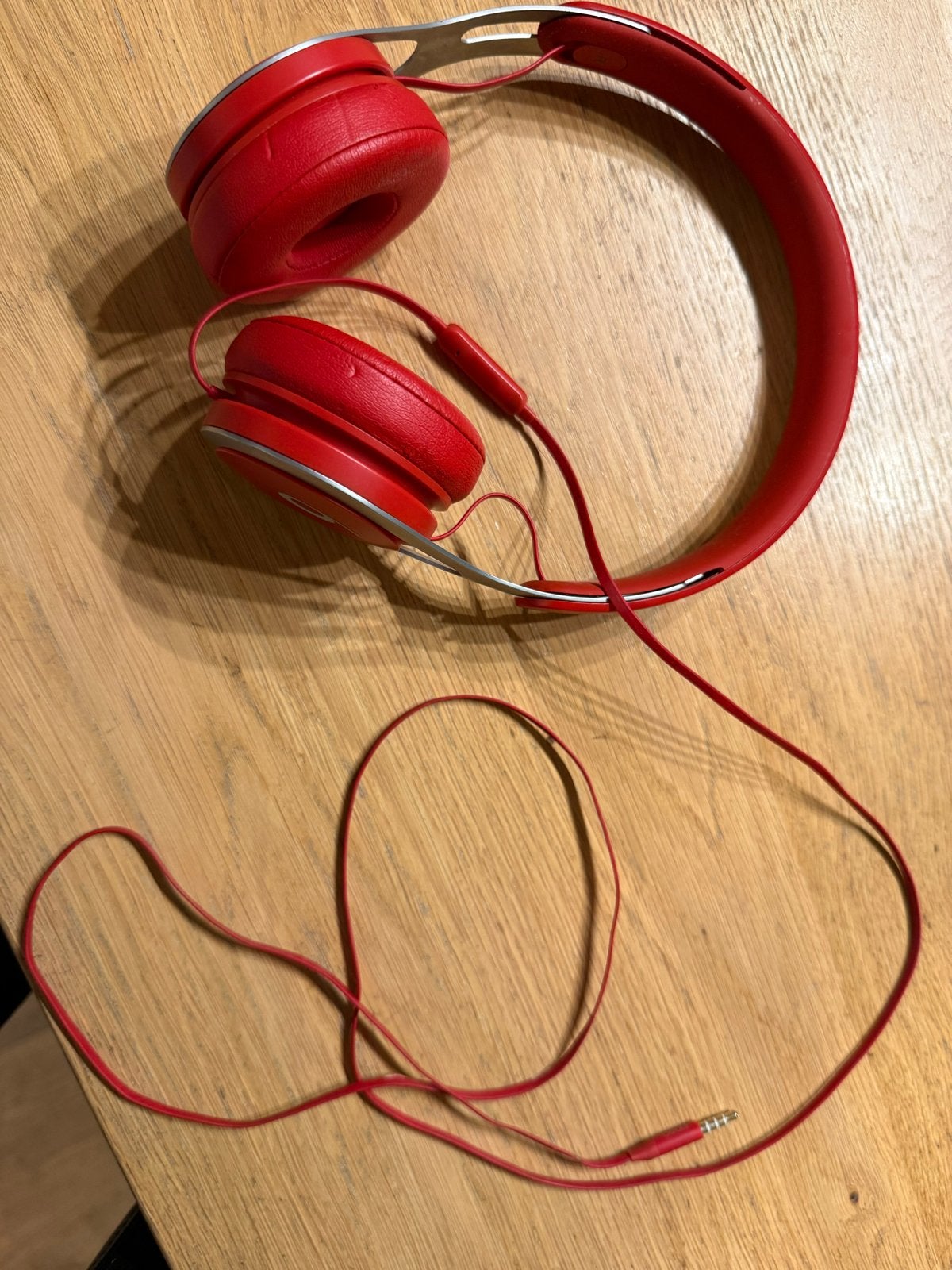 Beats Solo Koptelefoon Rood, Audio, Tv en Foto, Koptelefoons, Gebruikt, Beats, On-ear, Ophalen of Verzenden