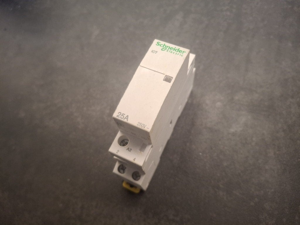 Schneider Electric Schneider Electric magneetschakelaar 25A, Overige typen, Nieuw, Ophalen of Verzenden, Support@NL.schneider-electric.com