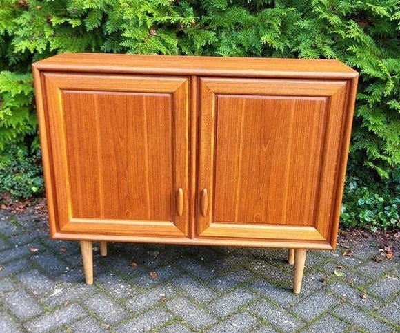 Vintage retro Deens dressoir van teakhout, jaren 50/60/70, Huis en Inrichting, Deens, RT Moebel, Zo goed als nieuw, Onbekend