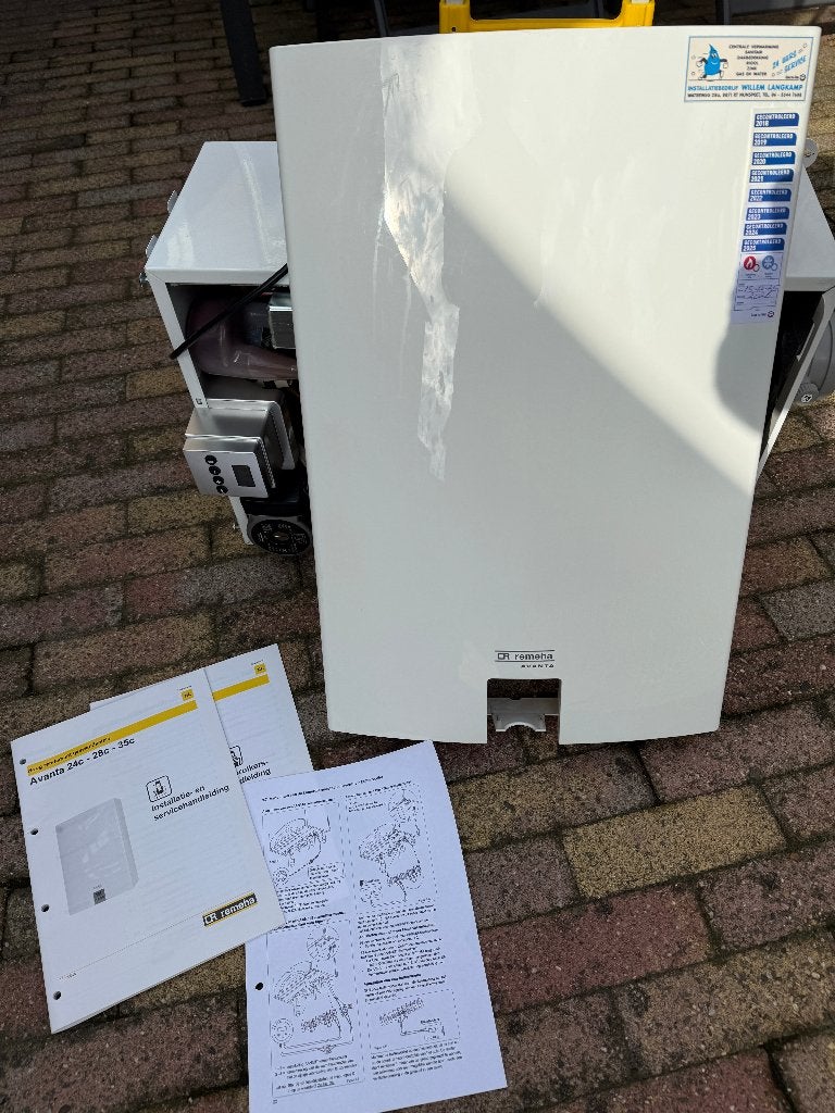 Remeha Avanta 28C CW4 compleet met iSense thermostaat, Ophalen, 30 tot 80 cm, Hoog rendement (Hr), Cv-ketel of Combi-ketel