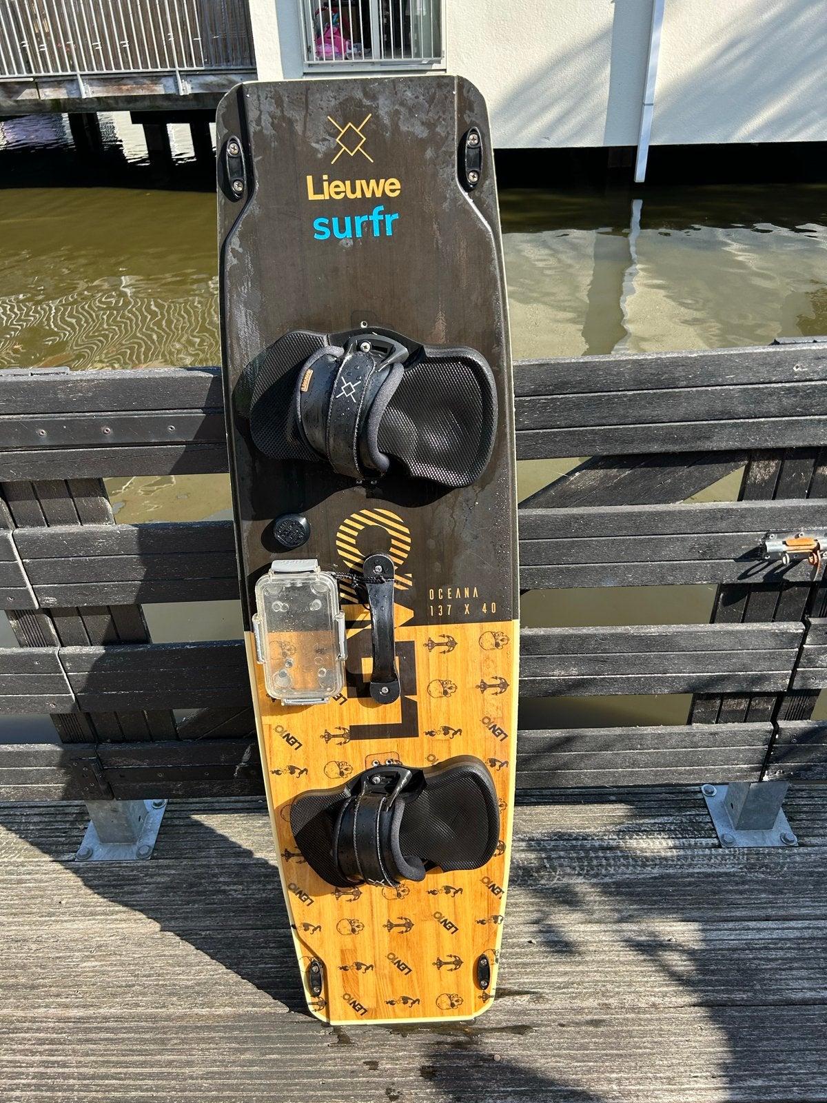 Lieuwe Oceana Kitesurfboard 137x40 - Zeer Goede Staat, Watersport en Boten, Golfsurfen, Ophalen of Verzenden, Zo goed als nieuw