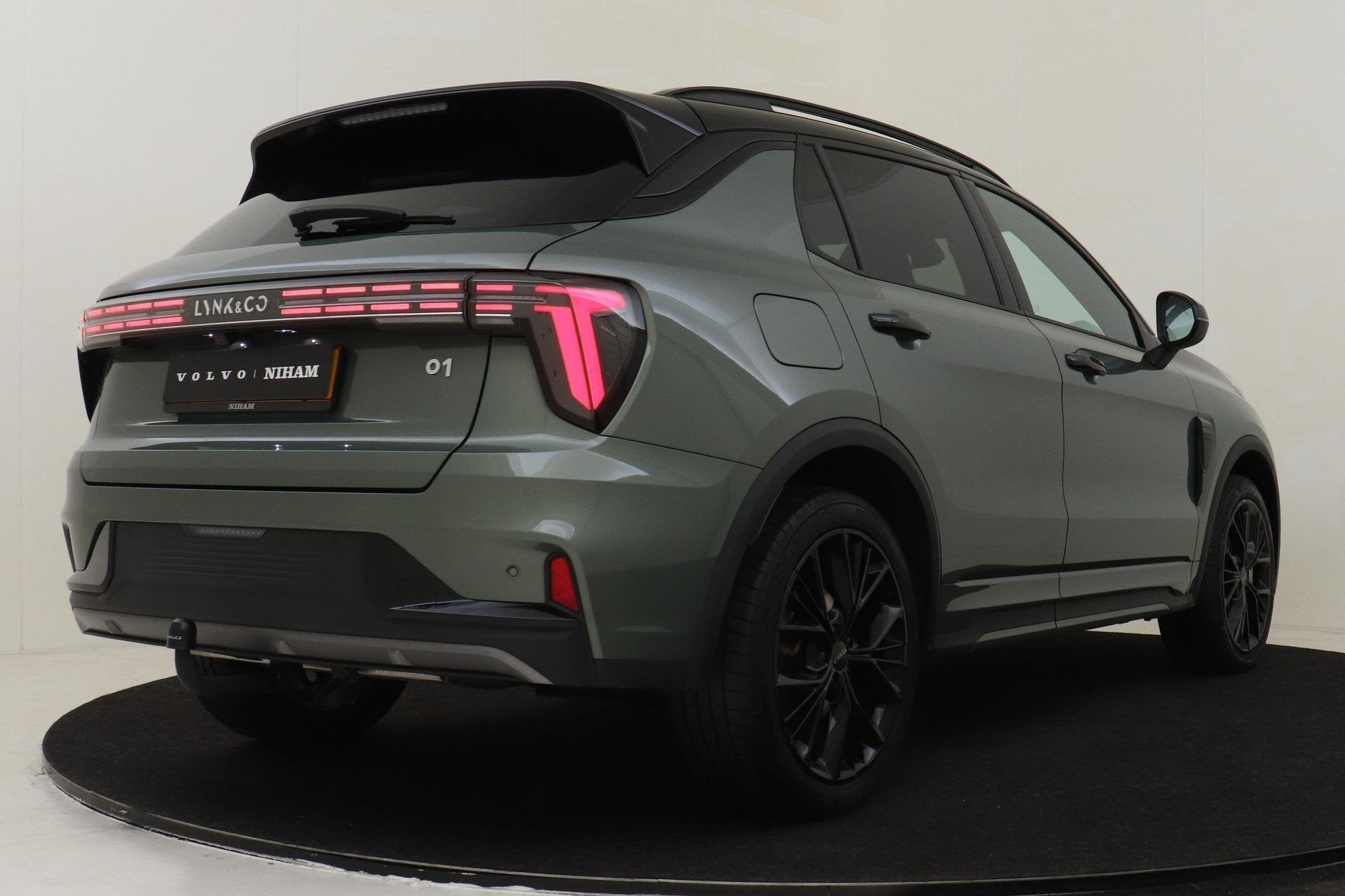 Lynk & Co 01 1.5 PHEV MORE -PANO.DAK|HARMANINFINITY|ELEK.STO, Auto's, 12 maanden, Euro 6, 4 cilinders, Automatische klimaatregeling