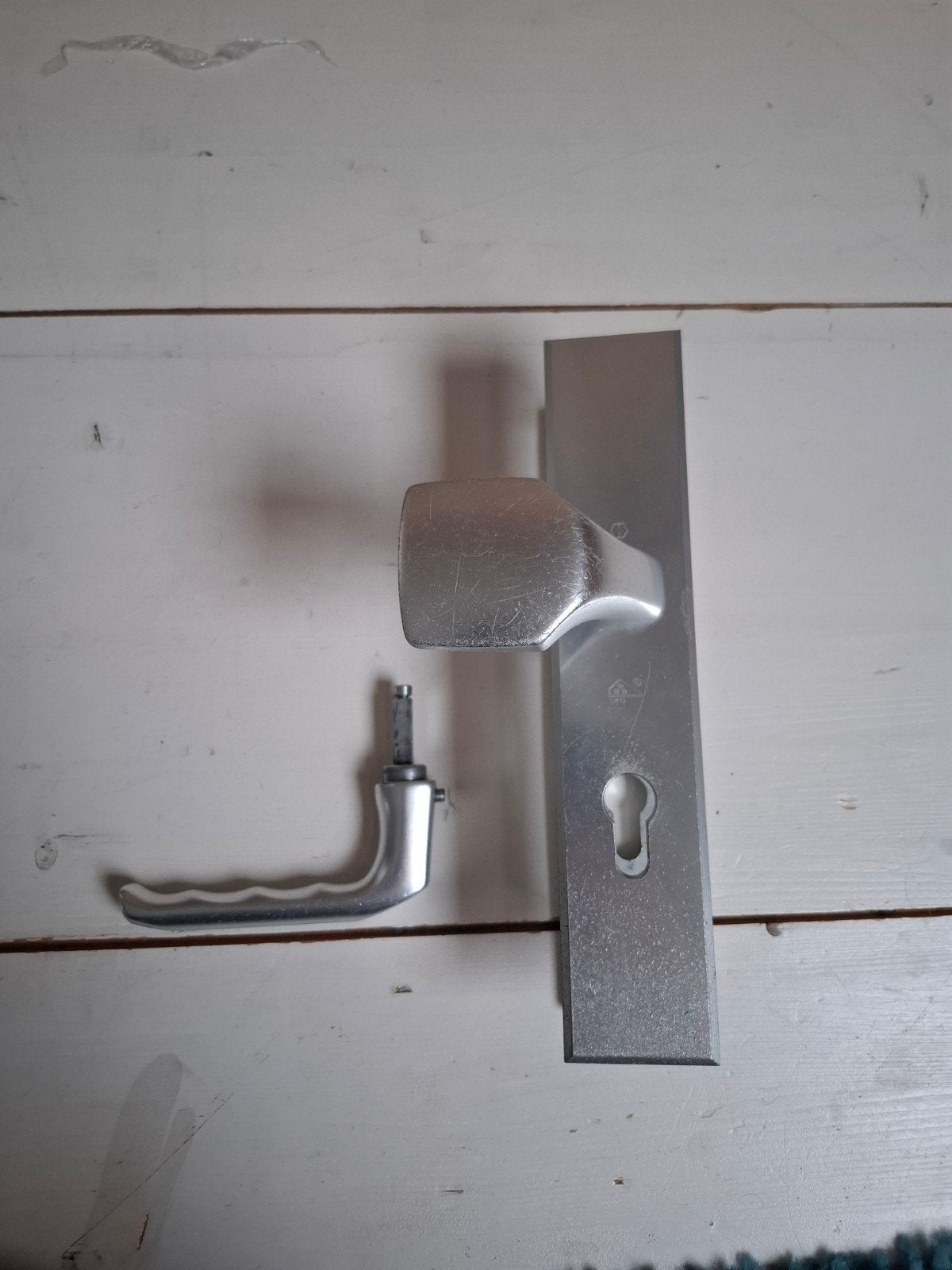 Deurbeslag met klink en SKG 3* keurmerk, Doe-het-zelf en Verbouw, Hang- en Sluitwerk, Ophalen of Verzenden, Gebruikt, Overige materialen
