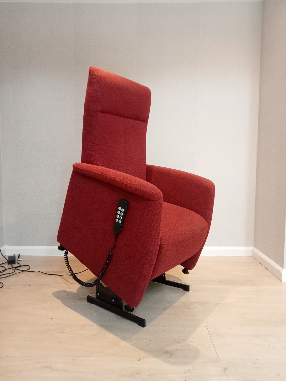 Zeer nette Velderhof Sta op stoel Relax Fauteuil elektrische, Ophalen of Verzenden, Gebruikt, Stof, Velderhof Sta op stoel