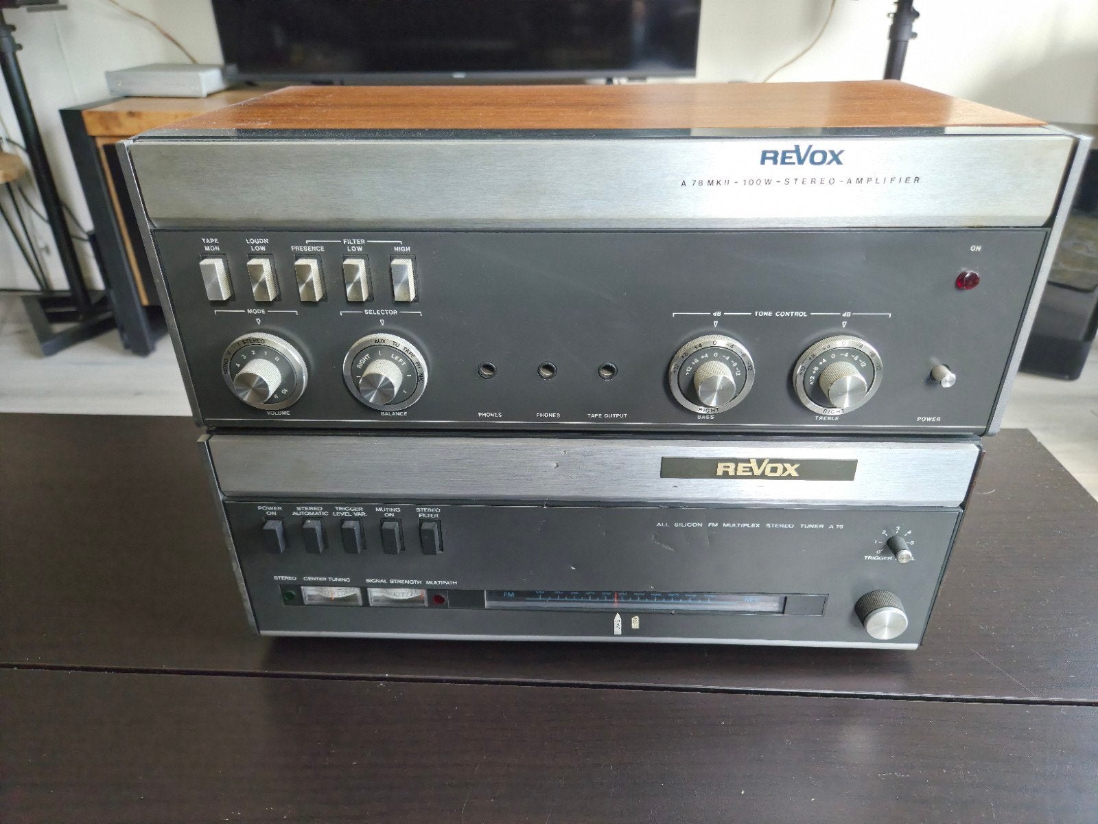 Revox A78 MKII Versterker & A76 Tuner - Uitstekende Staat, Audio, Tv en Foto, Zo goed als nieuw, 60 tot 120 watt, Stereo, Ophalen