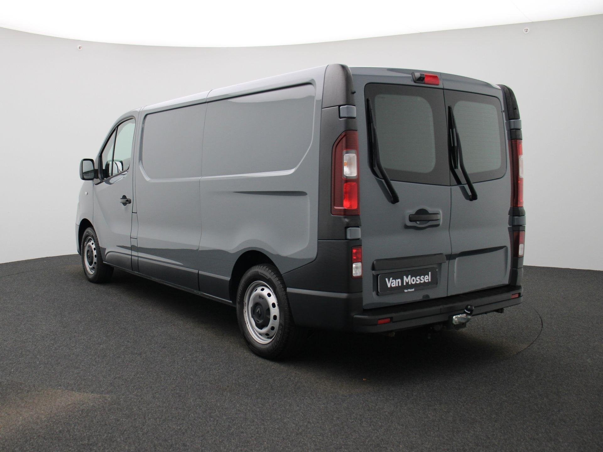 Renault Trafic 2.0 dCi 170 T29 L2H1 Comfort | Trekhaak | Bet, Voorwielaandrijving, Dealer onderhouden, Stof, Gebruikt