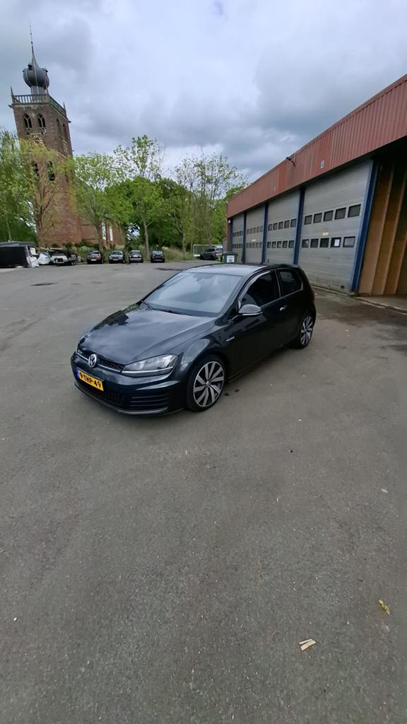 Volkswagen Golf 2.0 GTD 135KW 3D DSG 2014 Grijs, Auto's, Volkswagen, 1295 kg, 4 cilinders, Origineel Nederlands, 140 €/maand